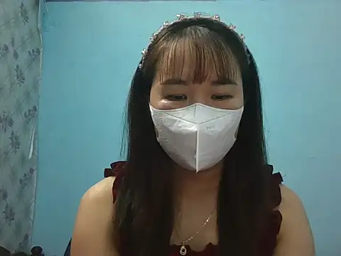 AmyChan99 online show from November 4, 2025, 2:54 am