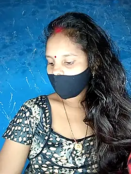 Komal-Rajput online show from November 24, 2025, 5:40 am