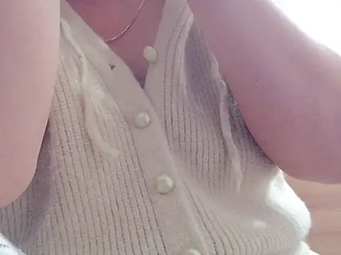 Ami 8x online show from March 13, 2026, 10:11 am