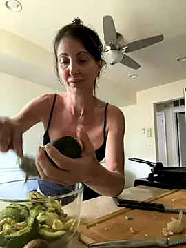 Snapshot of NurseStephania chatting on September 18, 2025, 3:47 pm NurseStephania online show from September 18, 2025, 3:47 pm