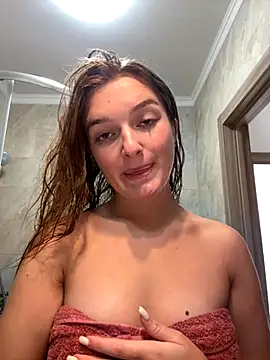 Bellatrisssaa online show from September 20, 2025, 9:54 am