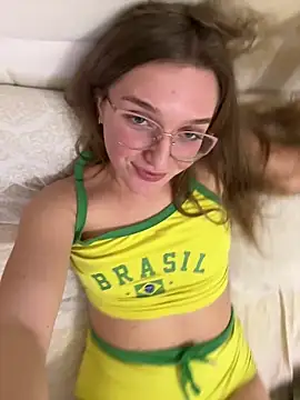 Bellatrisssaa online show from February 21, 2026, 7:26 pm