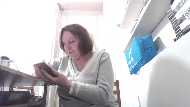 AnnaLive570 online show from April 6, 2026, 4:57 am