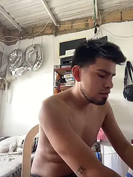 Snapshot of im_moiseis chatting on October 30, 2025, 5:35 pm im moiseis online show from October 30, 2025, 5:35 pm