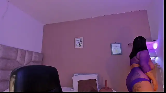 roselyn caprice online show from September 24, 2025, 9:34 am