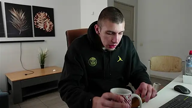 Ryan Dozer online show from March 15, 2026, 7:58 am