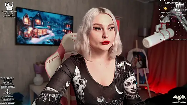 Wounded Goddess  online show from November 19, 2025, 6:35 am