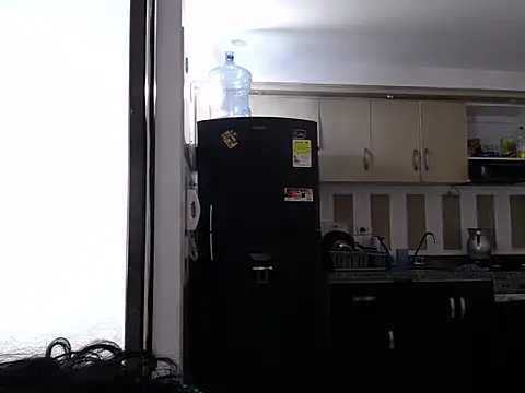 charlottekiss99 online show from February 22, 2026, 11:42 am