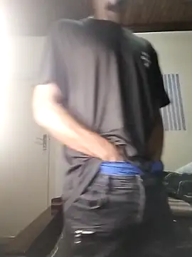 donchico0 online show from April 3, 2026, 5:11 pm