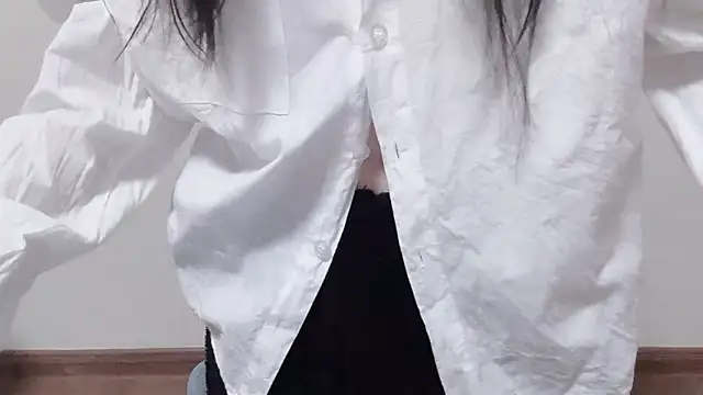 Snapshot of Queen_ww chatting on November 23, 2025, 2:17 pm Queen ww online show from November 23, 2025, 2:17 pm