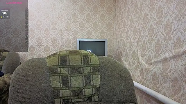 SaraSnow  online show from December 19, 2025, 5:53 pm