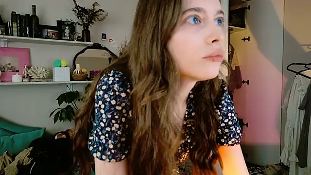 Yoka paradoXXX online show from May 17, 2026, 12:34 pm