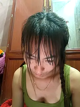 Yumyum kiw online show from December 5, 2025, 5:05 am