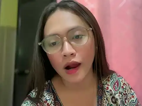 yourdevilsweettsx online show from February 6, 2026, 4:06 am