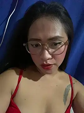 Snapshot of yourdevilsweettsx chatting on March 5, 2026, 12:23 pm yourdevilsweettsx online show from March 5, 2026, 12:23 pm