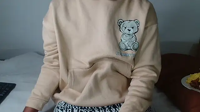 AshleyT255 online show from September 30, 2025, 6:24 pm