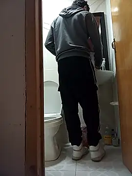 Snapshot of kittymutant99 chatting on March 25, 2026, 5:19 pm kittymutant99 online show from March 25, 2026, 5:19 pm