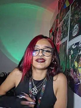Snapshot of carolinerue chatting on February 10, 2026, 10:52 am carolinerue online show from February 10, 2026, 10:52 am