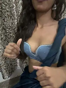 Drive girl online show from May 15, 2026, 7:32 pm