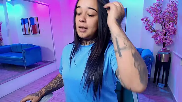 Snapshot of Black_roseee chatting on March 17, 2026, 3:55 am Black roseee online show from March 17, 2026, 3:55 am