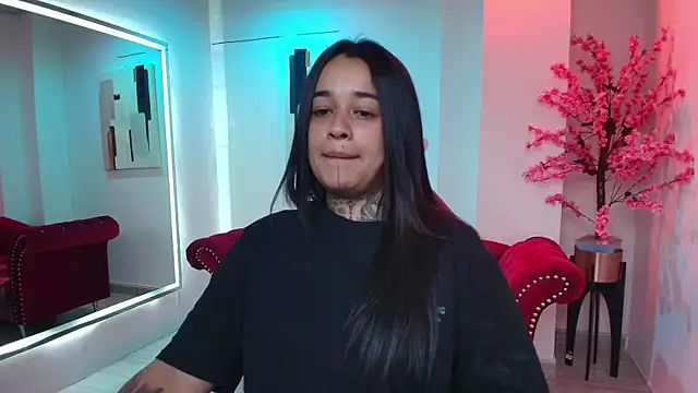 Snapshot of Black_roseee chatting on April 1, 2026, 4:13 am Black roseee online show from April 1, 2026, 4:13 am