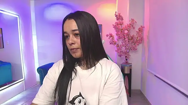 Snapshot of Black_roseee chatting on April 9, 2026, 3:39 am Black roseee online show from April 9, 2026, 3:39 am