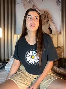 Dakota Evanns online show from October 24, 2025, 4:03 pm