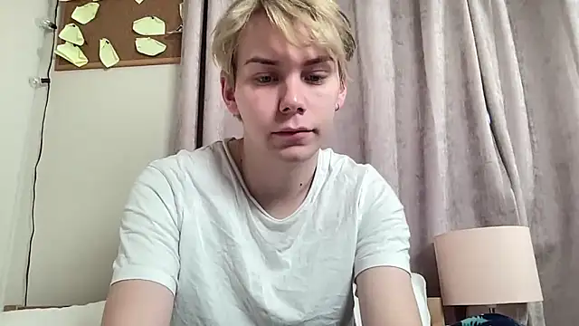 Snapshot of scottishtwink01 chatting on September 22, 2025, 3:58 pm scottishtwink01 online show from September 22, 2025, 3:58 pm