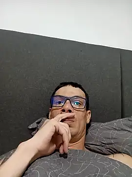 sebas erl online show from April 15, 2026, 12:39 am