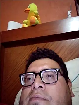 Santiagoqro85 online show from October 15, 2025, 3:50 am