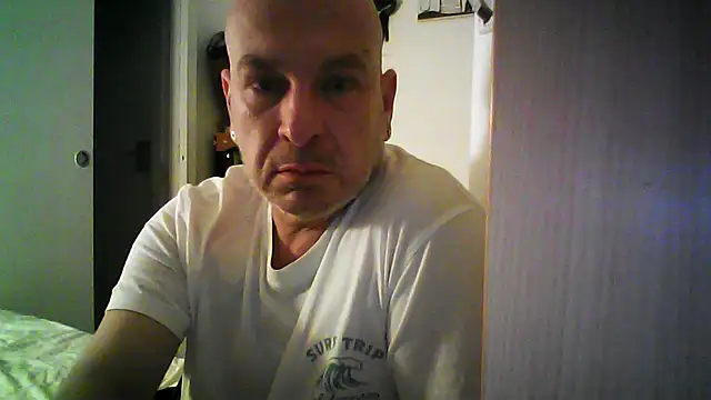 tuplaceroll online show from October 4, 2025, 3:26 am