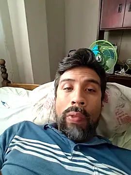 Snapshot of Mac50rus chatting on October 7, 2025, 4:15 pm Mac50rus online show from October 7, 2025, 4:15 pm