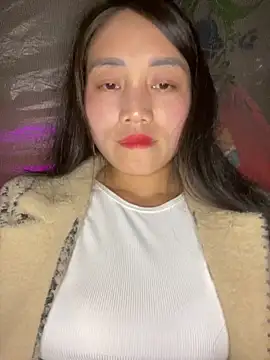 chipp-bong online show from February 3, 2026, 1:49 pm