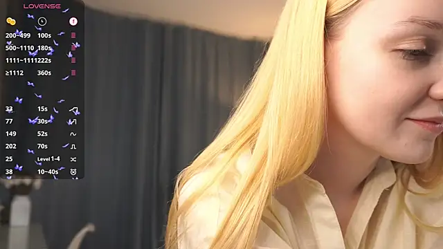 KrishnaSimmons online show from September 25, 2025, 7:28 pm