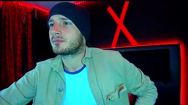 Snapshot of Angels21cm chatting on September 13, 2025, 5:51 am Angels21cm online show from September 13, 2025, 5:51 am