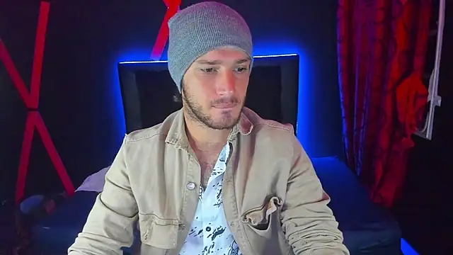 Snapshot of Angels21cm chatting on September 20, 2025, 4:35 am Angels21cm online show from September 20, 2025, 4:35 am