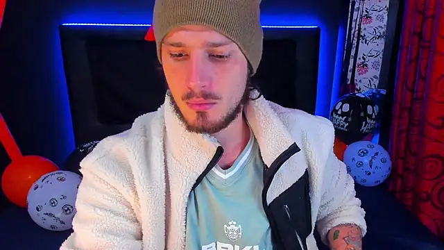 Snapshot of Angels21cm chatting on October 12, 2025, 4:00 am Angels21cm online show from October 12, 2025, 4:00 am