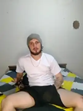 Snapshot of Angels21cm chatting on November 25, 2025, 4:56 am Angels21cm online show from November 25, 2025, 4:56 am