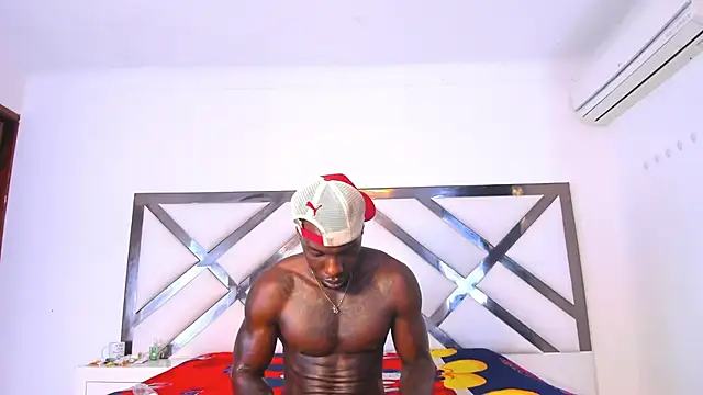 Snapshot of kingmaverickx chatting on September 20, 2025, 3:46 pm kingmaverickx online show from September 20, 2025, 3:46 pm