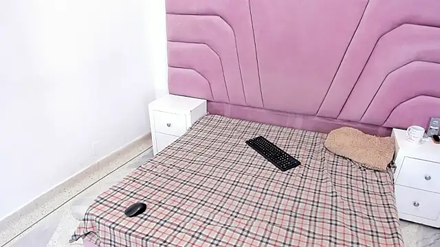 Snapshot of kingmaverickx chatting on March 26, 2026, 3:23 am kingmaverickx online show from March 26, 2026, 3:23 am