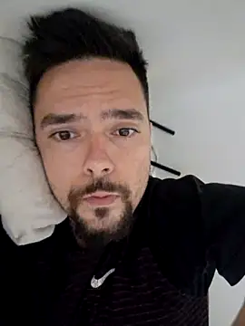 Snapshot of Arthur_Rj_21 chatting on October 29, 2025, 10:44 pm Arthur Rj 21 online show from October 29, 2025, 10:44 pm