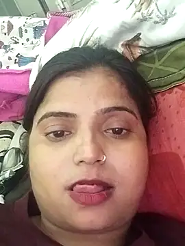 Hot-Pooja25 online show from April 8, 2026, 4:51 pm