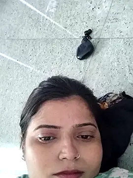 Hot-Pooja25 online show from April 13, 2026, 8:42 am