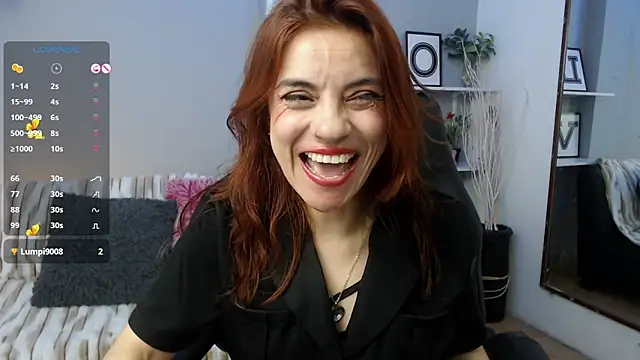Snapshot of KendallWood_ chatting on May 13, 2026, 9:11 pm KendallWood online show from May 13, 2026, 9:11 pm