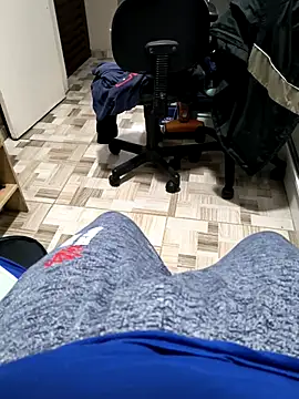 Enriquee147 online show from October 30, 2025, 1:01 pm