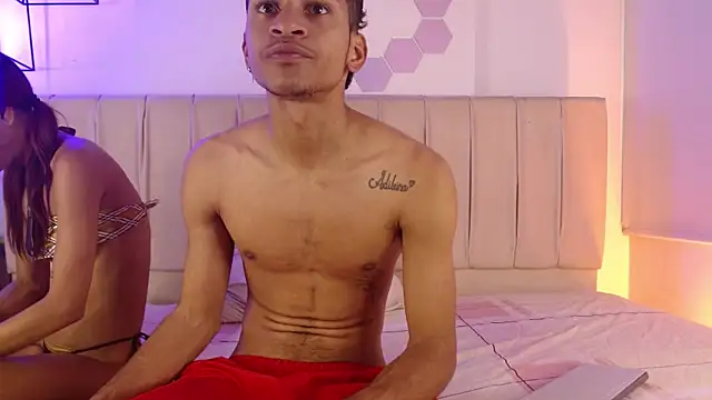 hot people1 online show from March 27, 2026, 1:44 pm