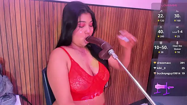 mysticlatina1 online show from October 29, 2025, 11:56 am