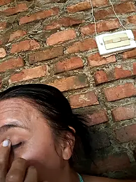 Snapshot of Lucerito-Hot chatting on September 25, 2025, 12:20 pm Lucerito-Hot online show from September 25, 2025, 12:20 pm