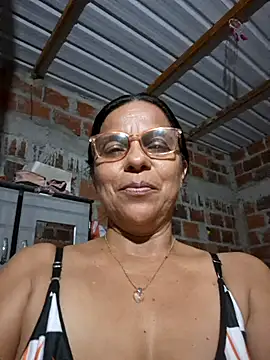 Snapshot of Lucerito-Hot chatting on November 13, 2025, 3:05 am Lucerito-Hot online show from November 13, 2025, 3:05 am