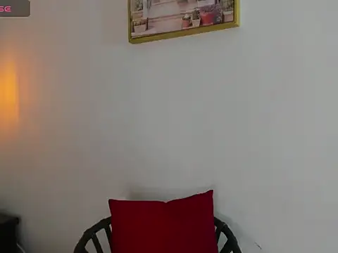 Sofiapassionne online show from February 8, 2026, 3:04 pm